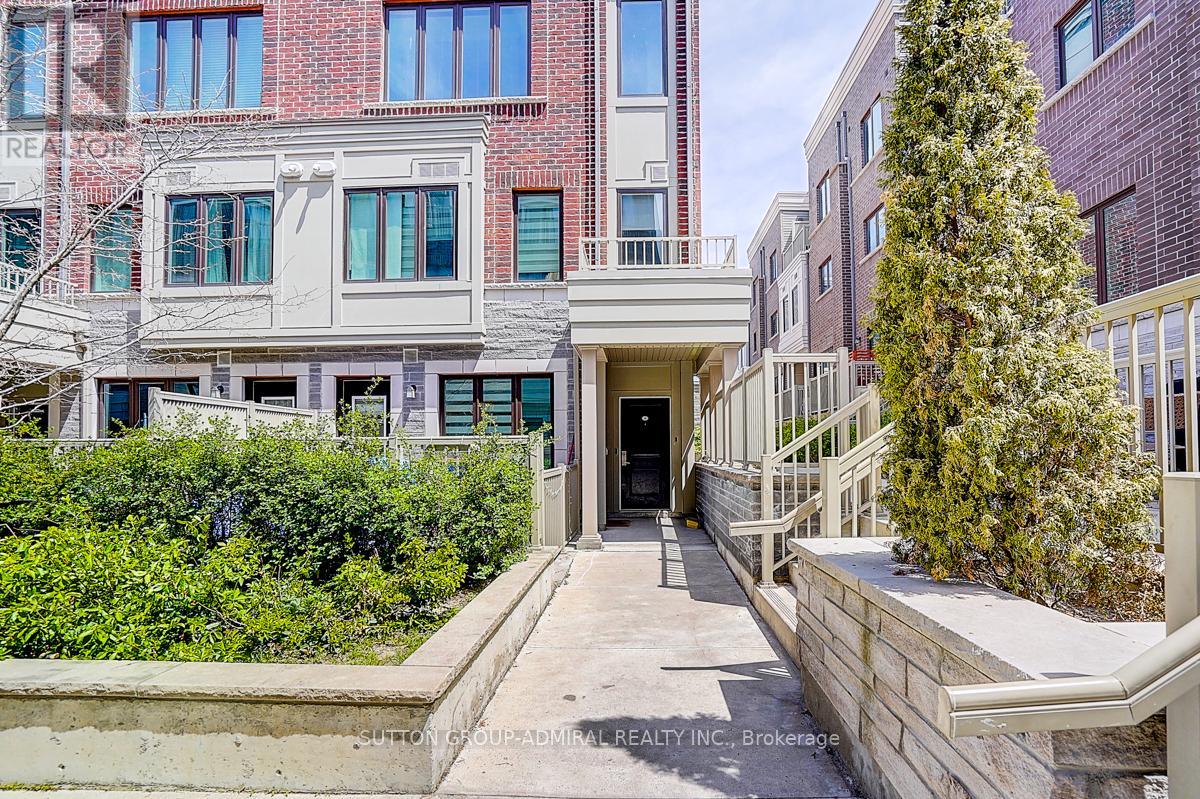 18 - 85 Eastwood Park Gardens, Toronto, Ontario  M8W 0B9 - Photo 3 - W13128480