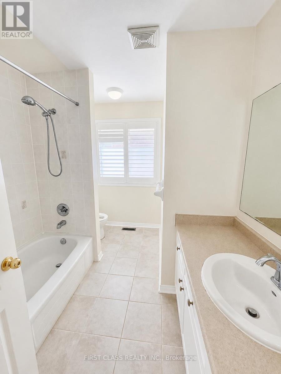 2372 Cornerbrooke Crescent, Oakville, Ontario  L6M 4B5 - Photo 17 - W13128482
