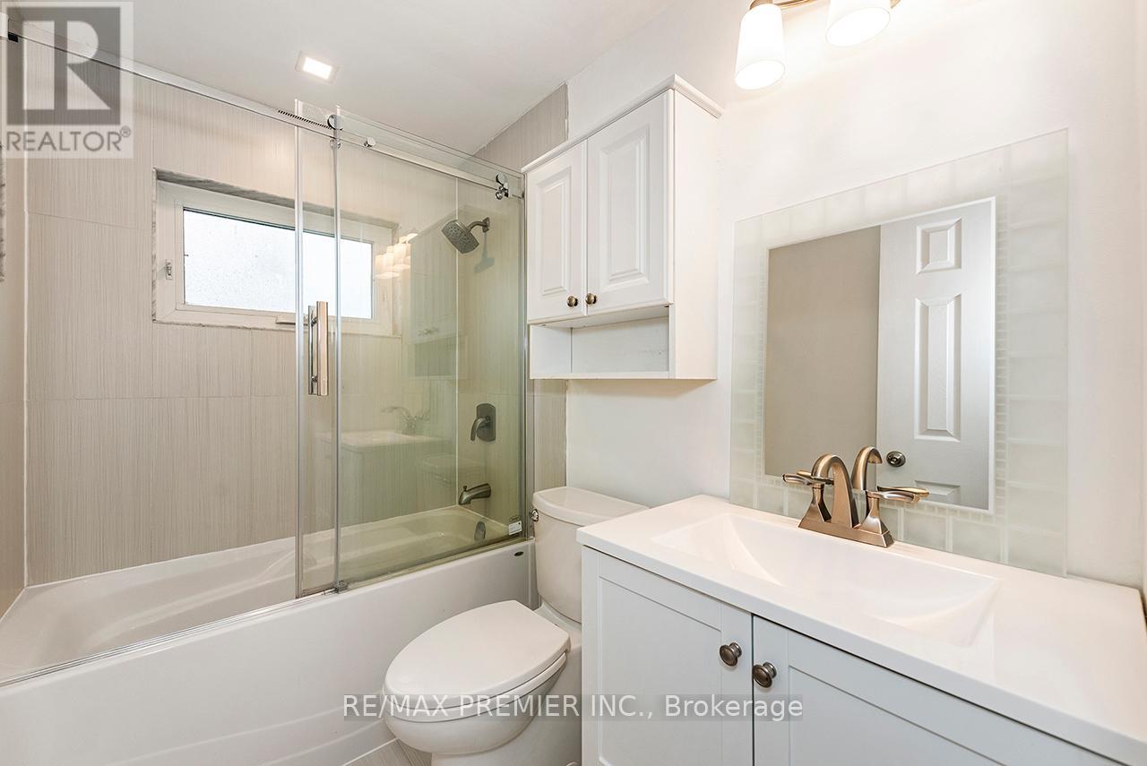 261 Leavens Court, Caledon, Ontario L7E 2A8 - Photo 26 - W13128504