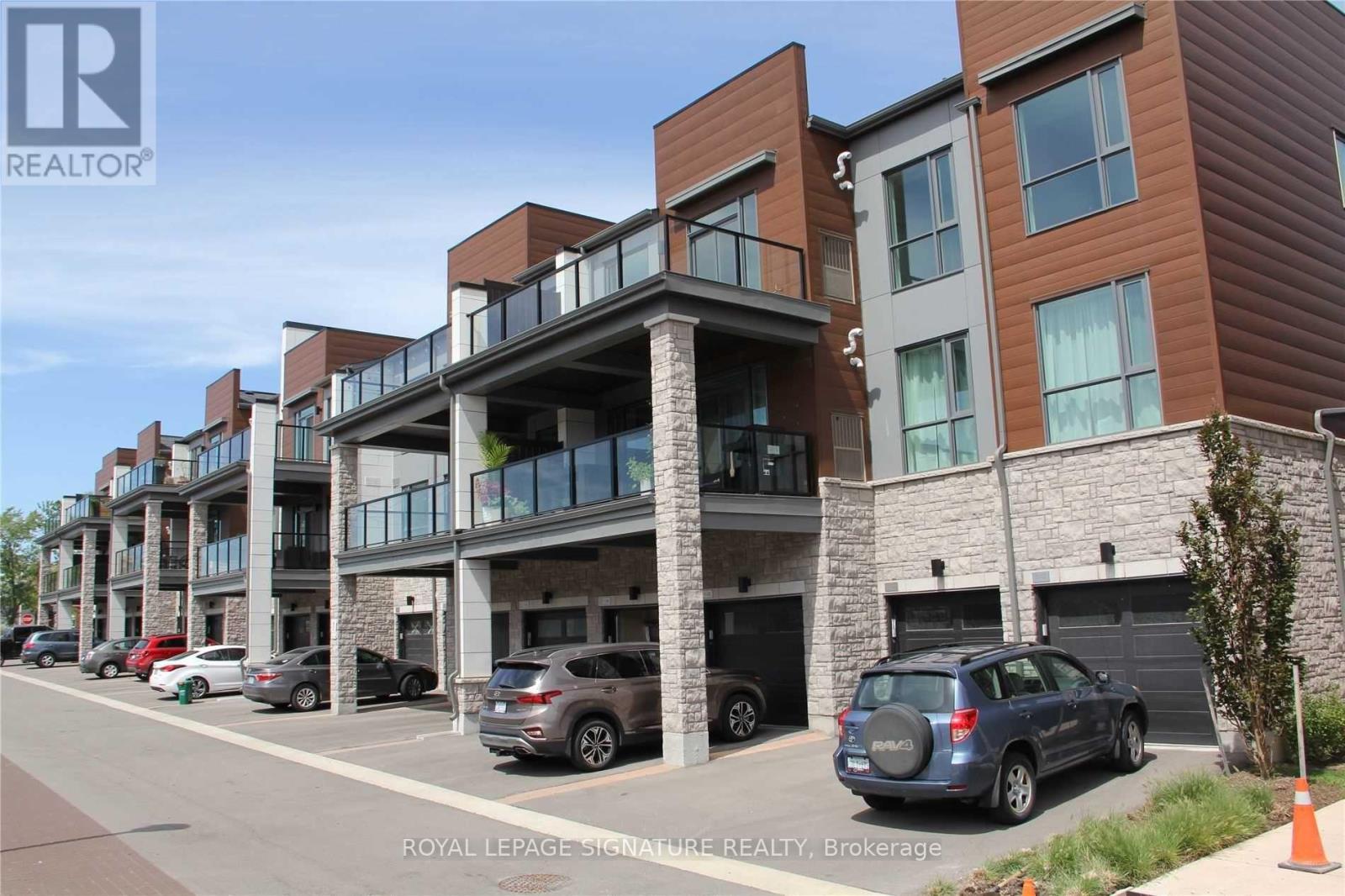 312 - 2388 Khalsa Gate, Oakville, Ontario  L6M 1P5 - Photo 3 - W13128514