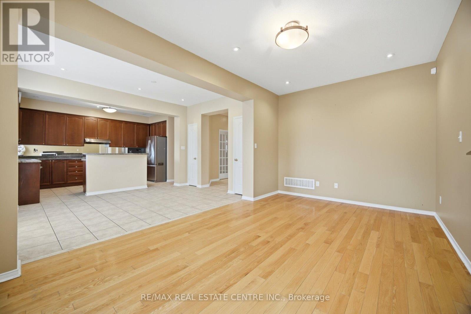 5218 Oscar Peterson Boulevard, Mississauga, Ontario  L5M 0E1 - Photo 17 - W13128522