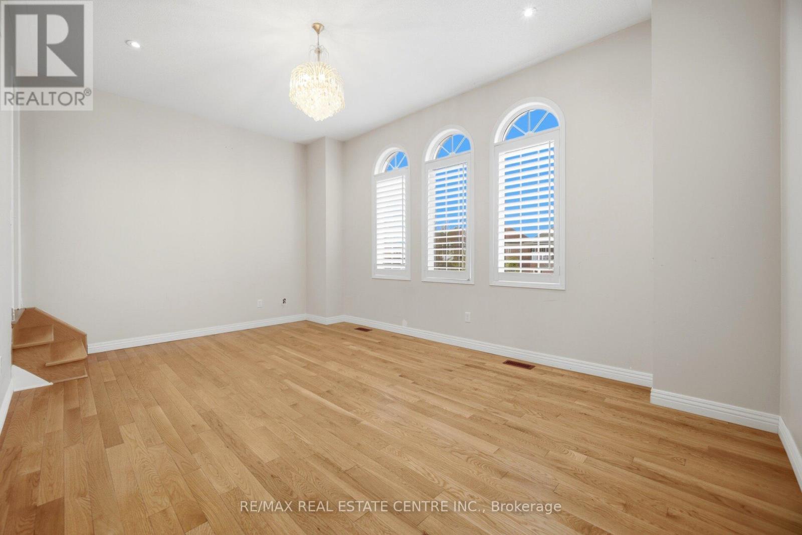 5218 Oscar Peterson Boulevard, Mississauga, Ontario  L5M 0E1 - Photo 24 - W13128522