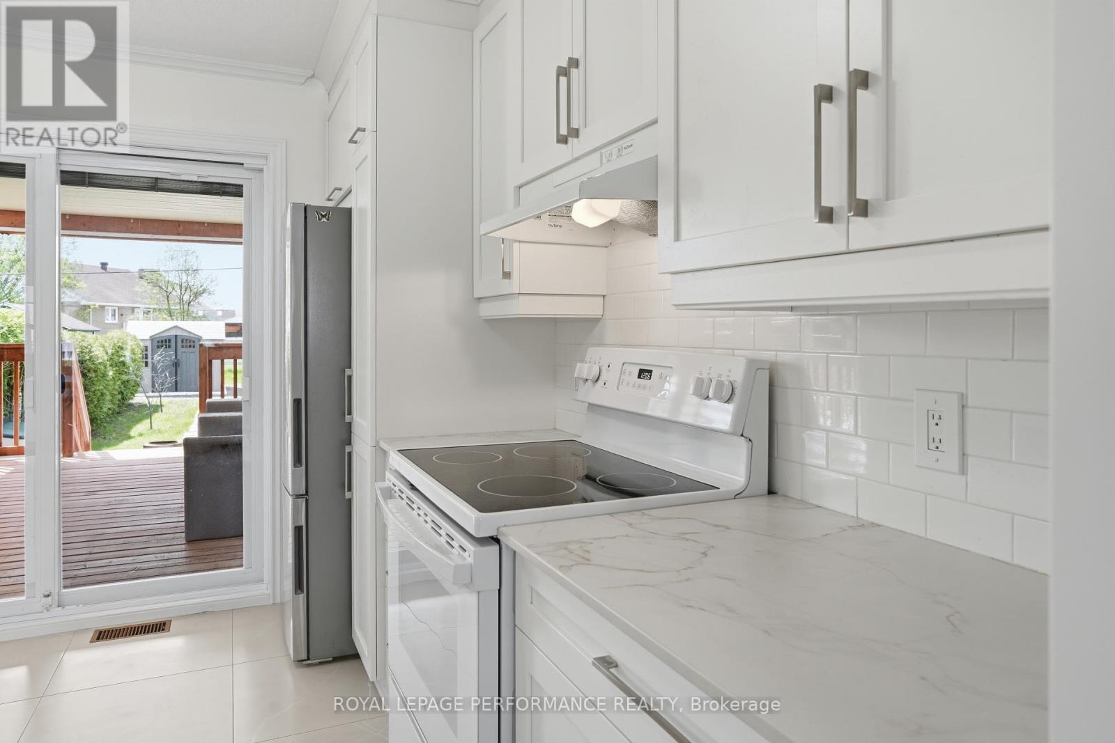 768 Nelson Street W, Hawkesbury, Ontario  K6A 3P2 - Photo 11 - X13128830