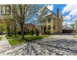 16 MAYNARD AVENUE, Kitchener, Ontario
