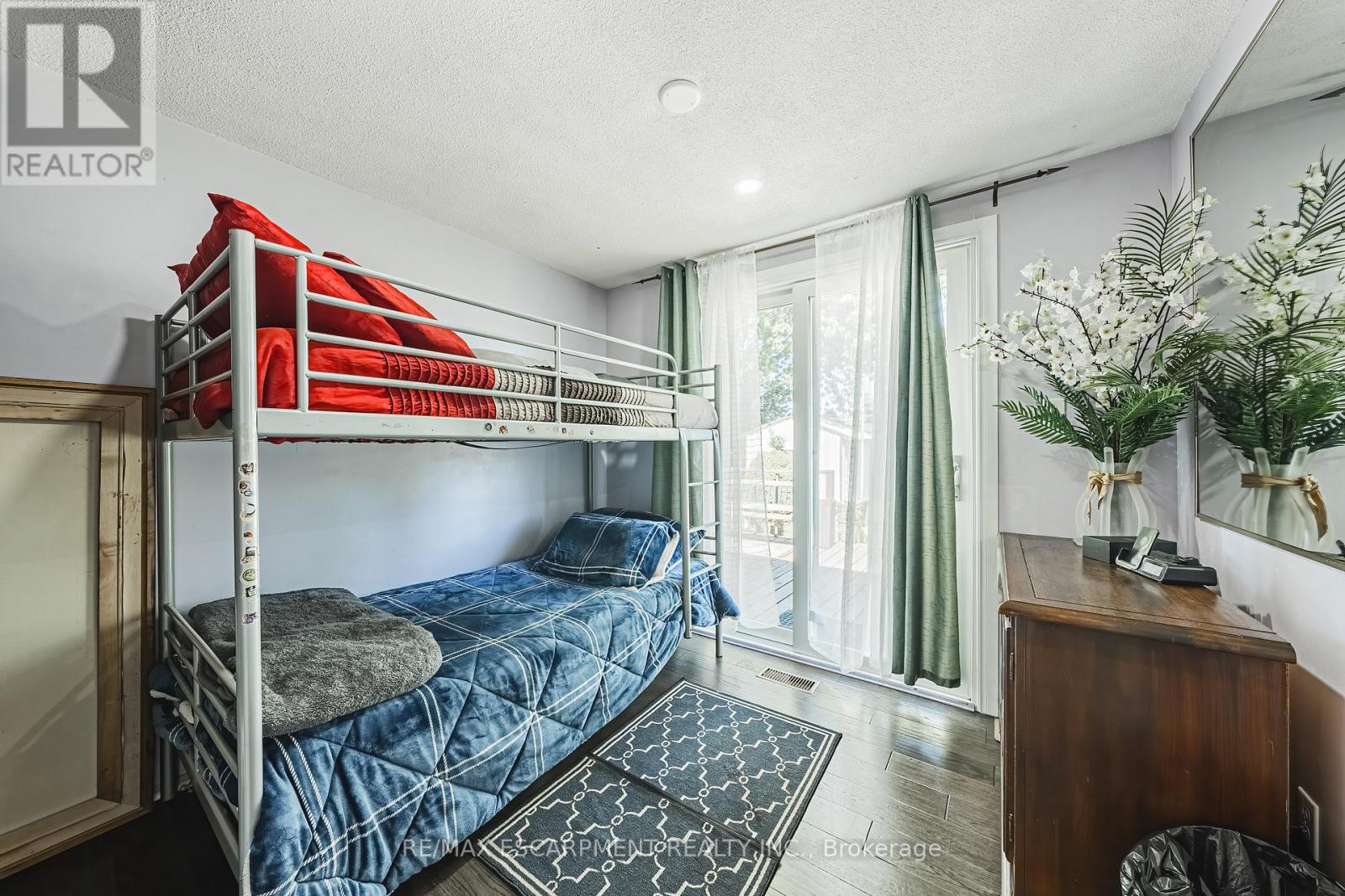 235 Larch Street, Hamilton, Ontario  L8T 4P5 - Photo 16 - X13128500
