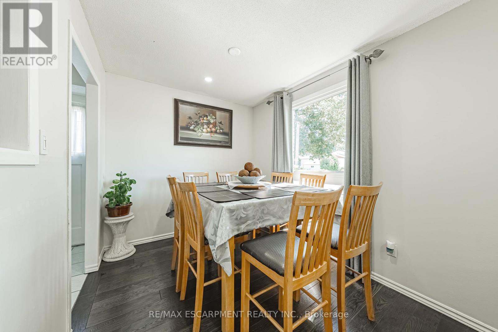235 Larch Street, Hamilton, Ontario  L8T 4P5 - Photo 8 - X13128500
