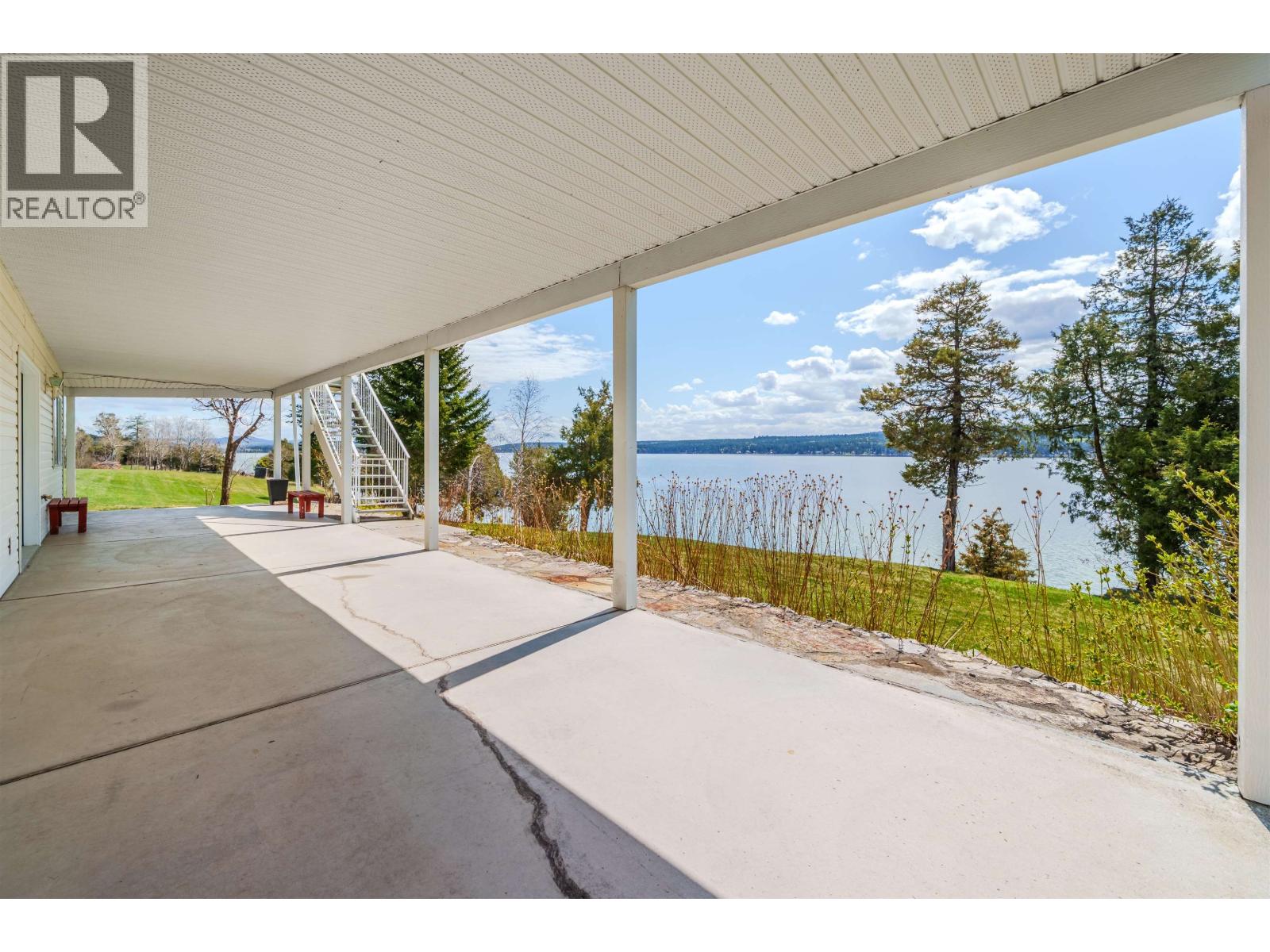 3895 Lake Crest Road, Lac La Hache, British Columbia  V0K 1T0 - Photo 34 - R3118509
