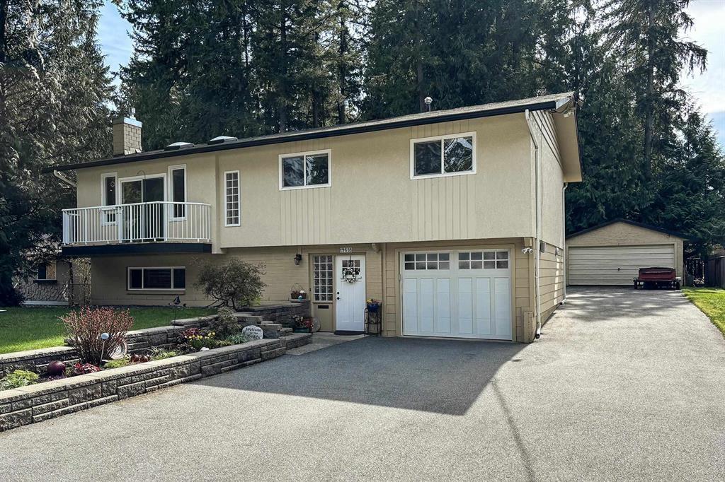 19618 41a Avenue, Langley, British Columbia  V3A 2Z6 - Photo 1 - R3123298