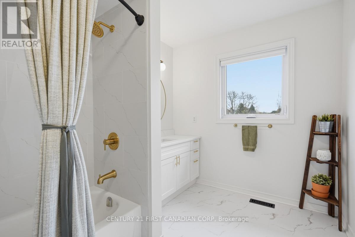 792 Guildwood Boulevard, London North, Ontario  N6H 5G2 - Photo 26 - X13128670