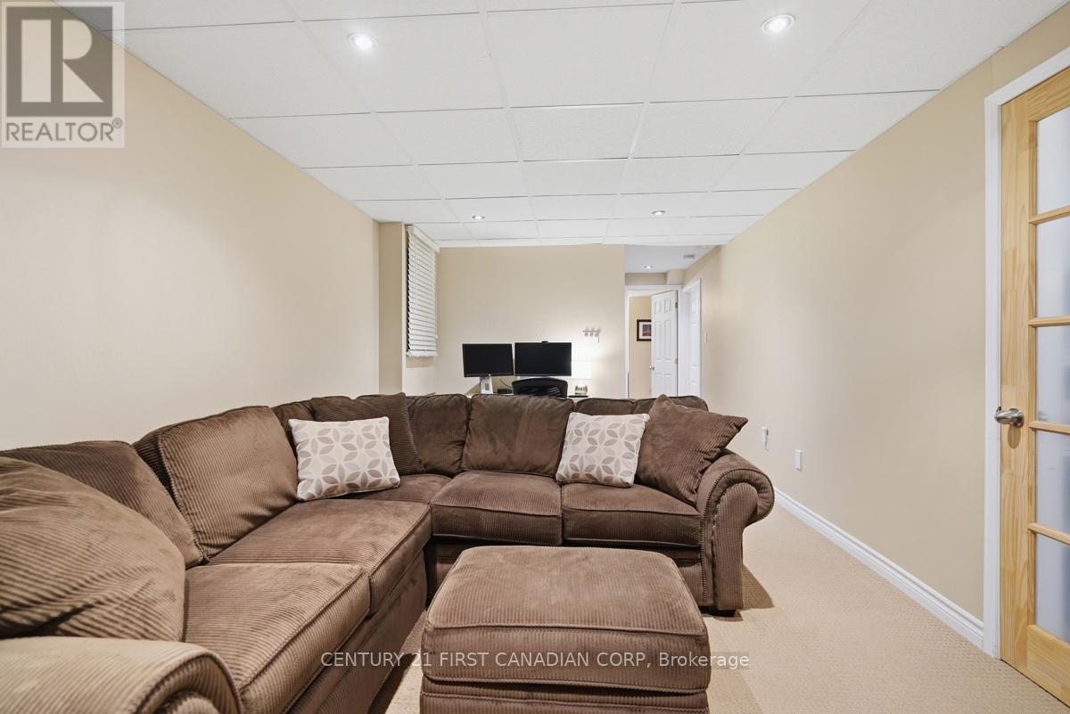 792 Guildwood Boulevard, London North, Ontario  N6H 5G2 - Photo 35 - X13128670