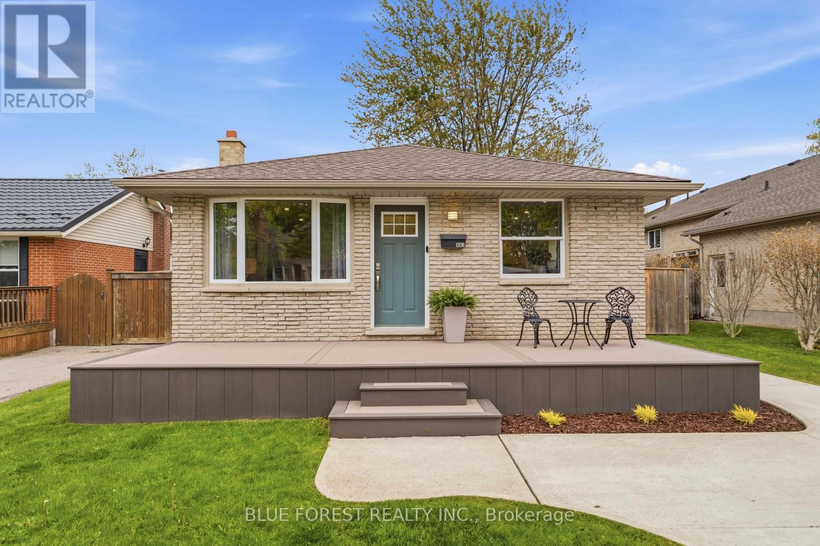 993 GLENBANNER ROAD, London South, Ontario