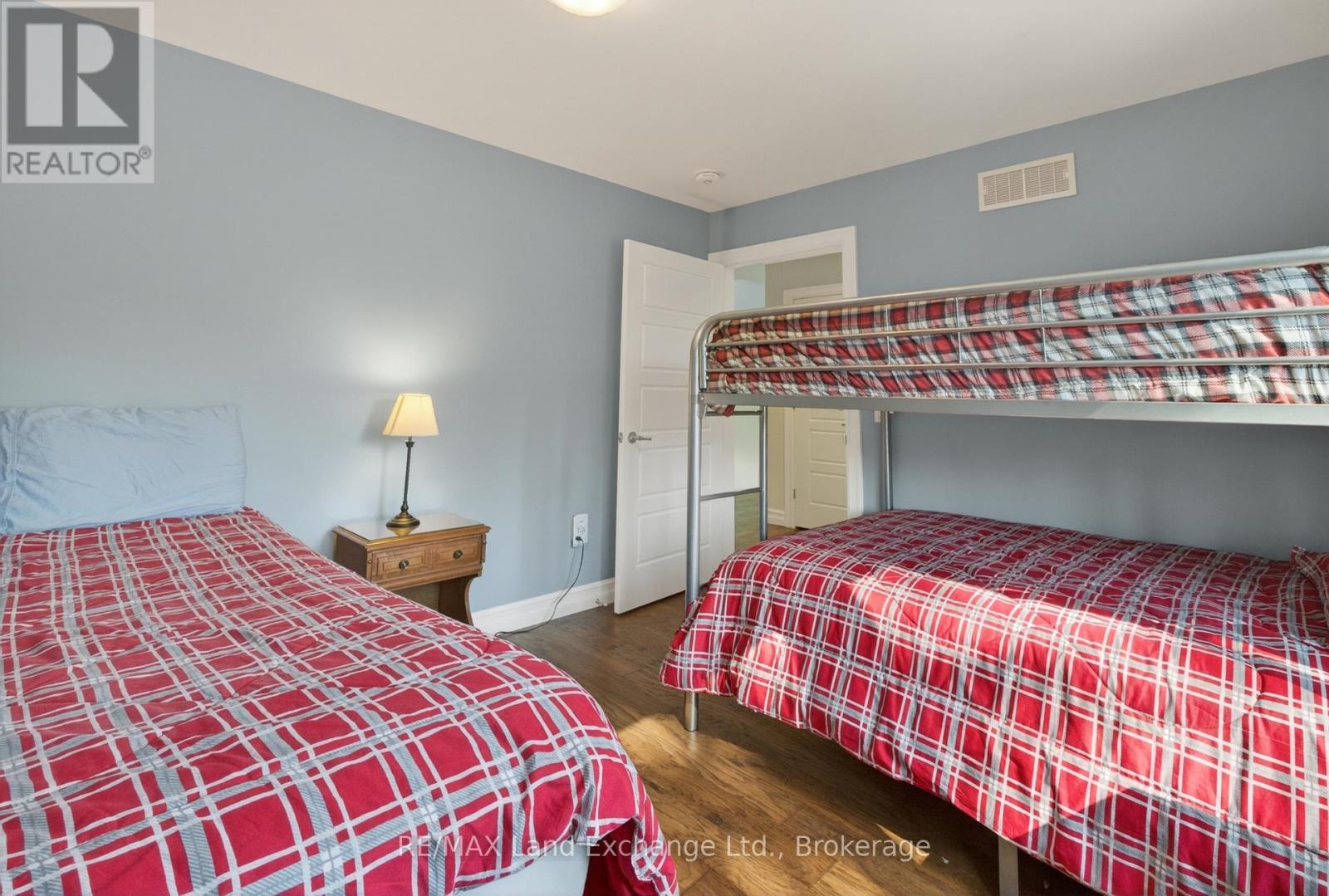144 Huron Road W, Huron-Kinloss, Ontario  N2Z 2X3 - Photo 24 - X13128872