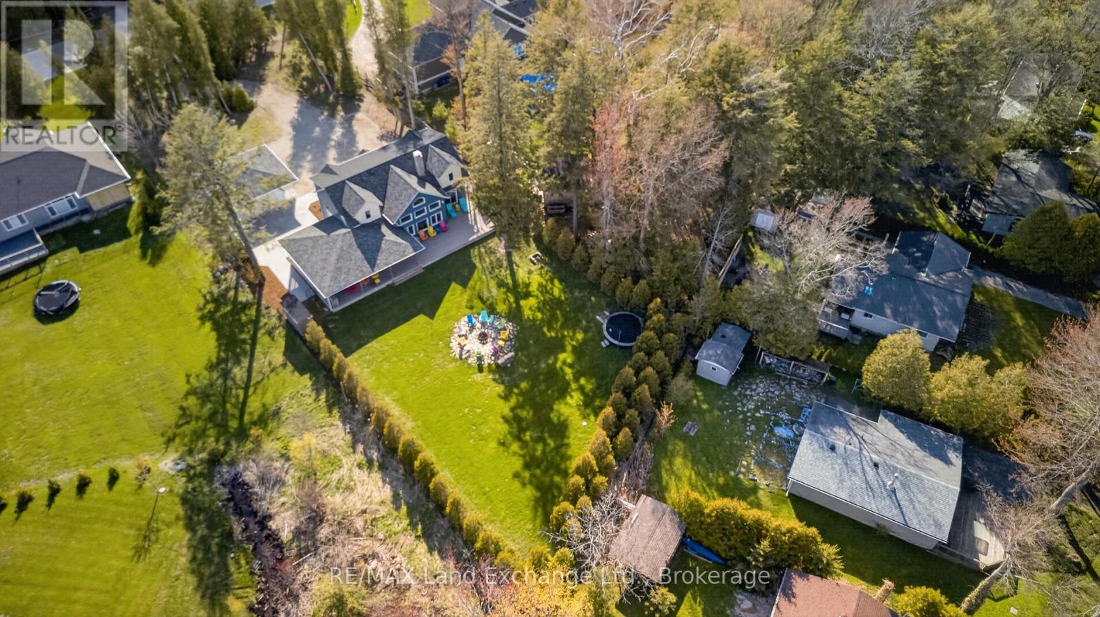 144 Huron Road W, Huron-Kinloss, Ontario  N2Z 2X3 - Photo 3 - X13128872