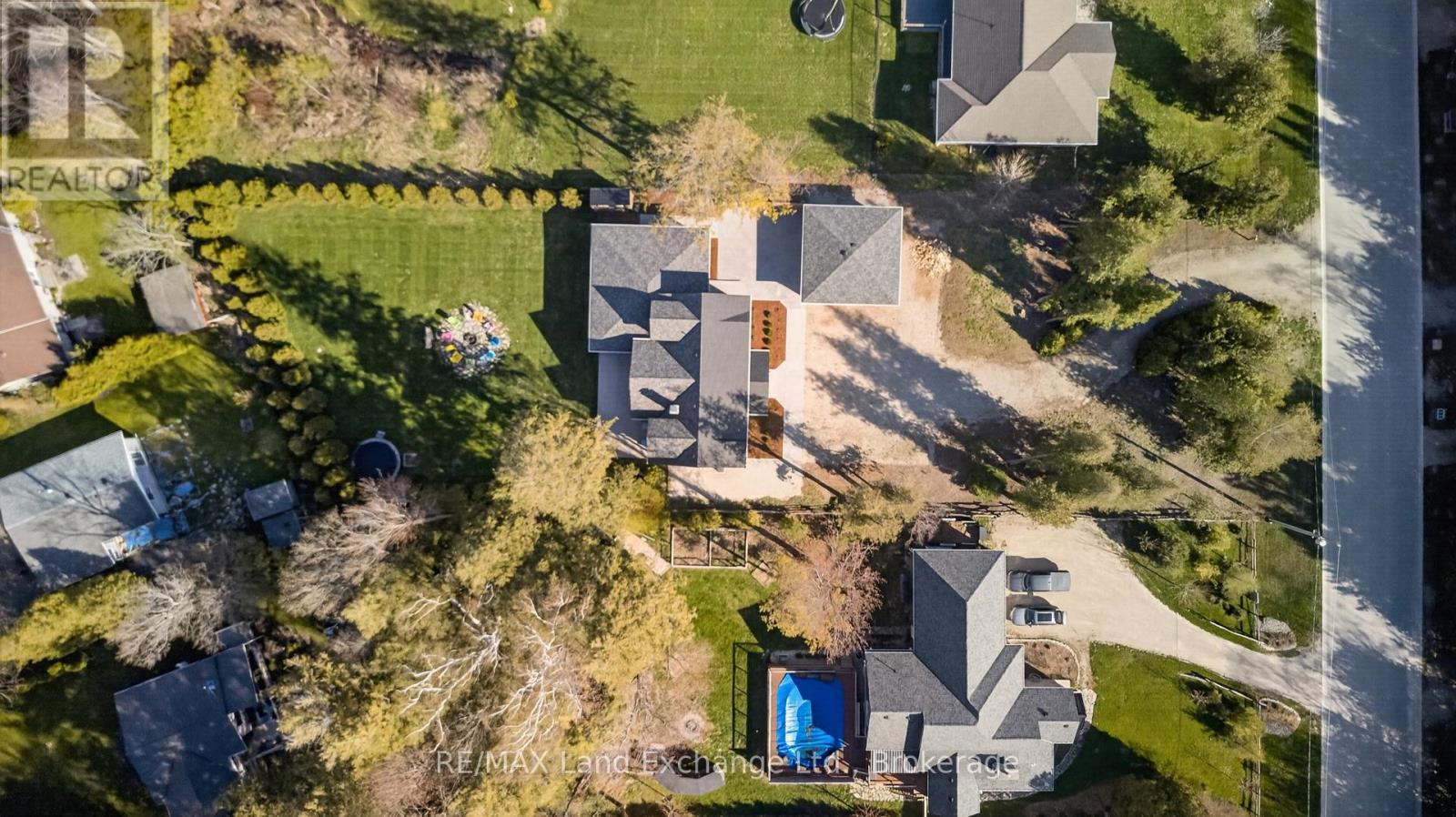 144 Huron Road W, Huron-Kinloss, Ontario  N2Z 2X3 - Photo 4 - X13128872