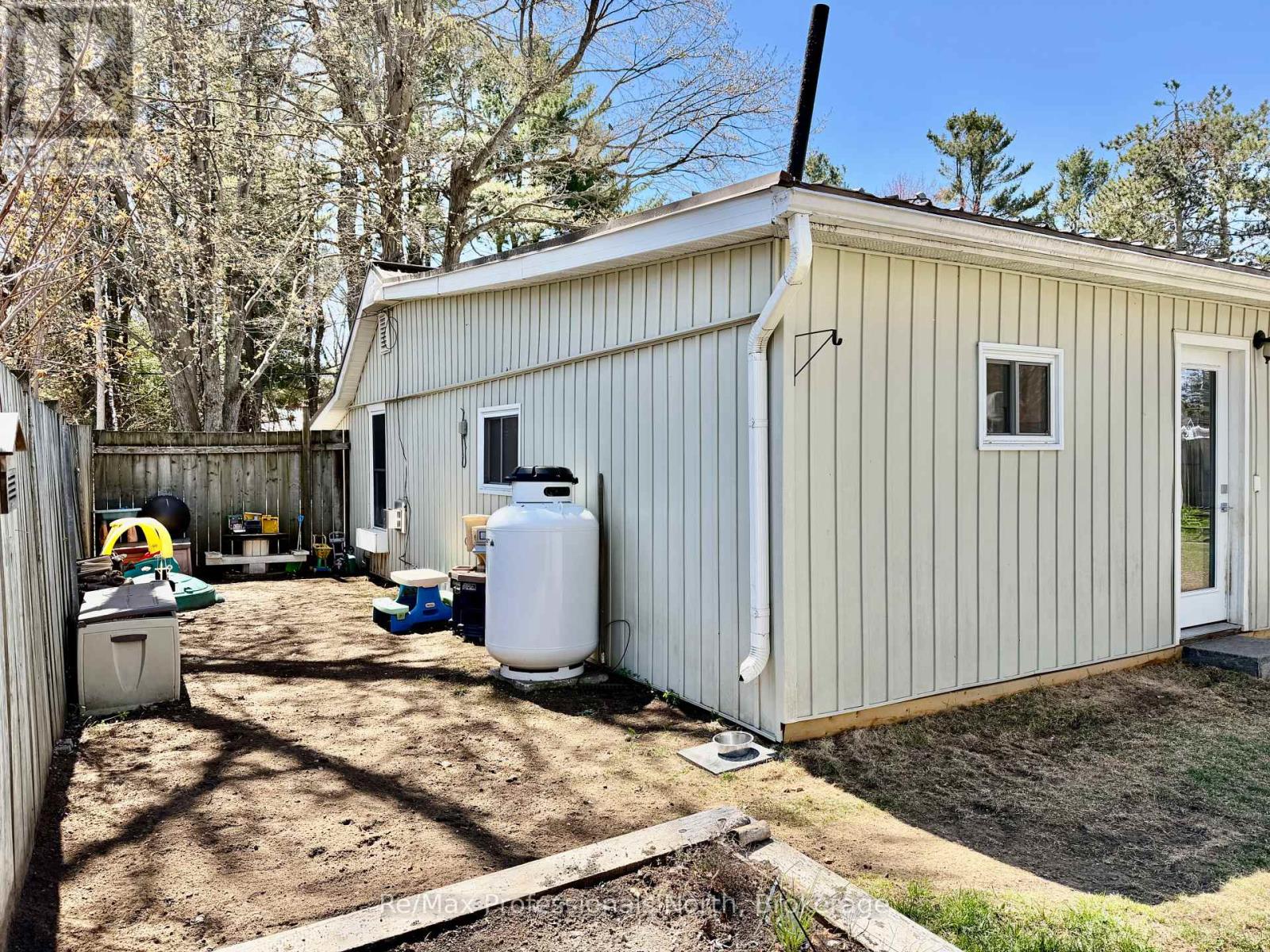 550 Pinedale Road, Gravenhurst, Ontario  P1P 1M1 - Photo 27 - X13128906