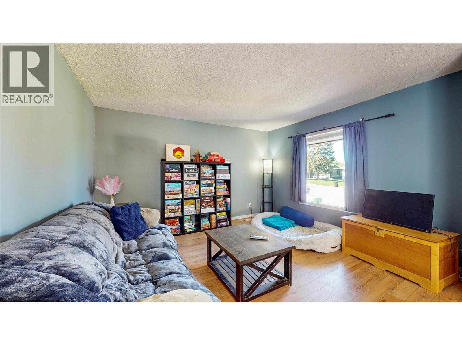 704 23rd Avenue N, Cranbrook, British Columbia V1C 5L2 - Photo 2 - 10387453
