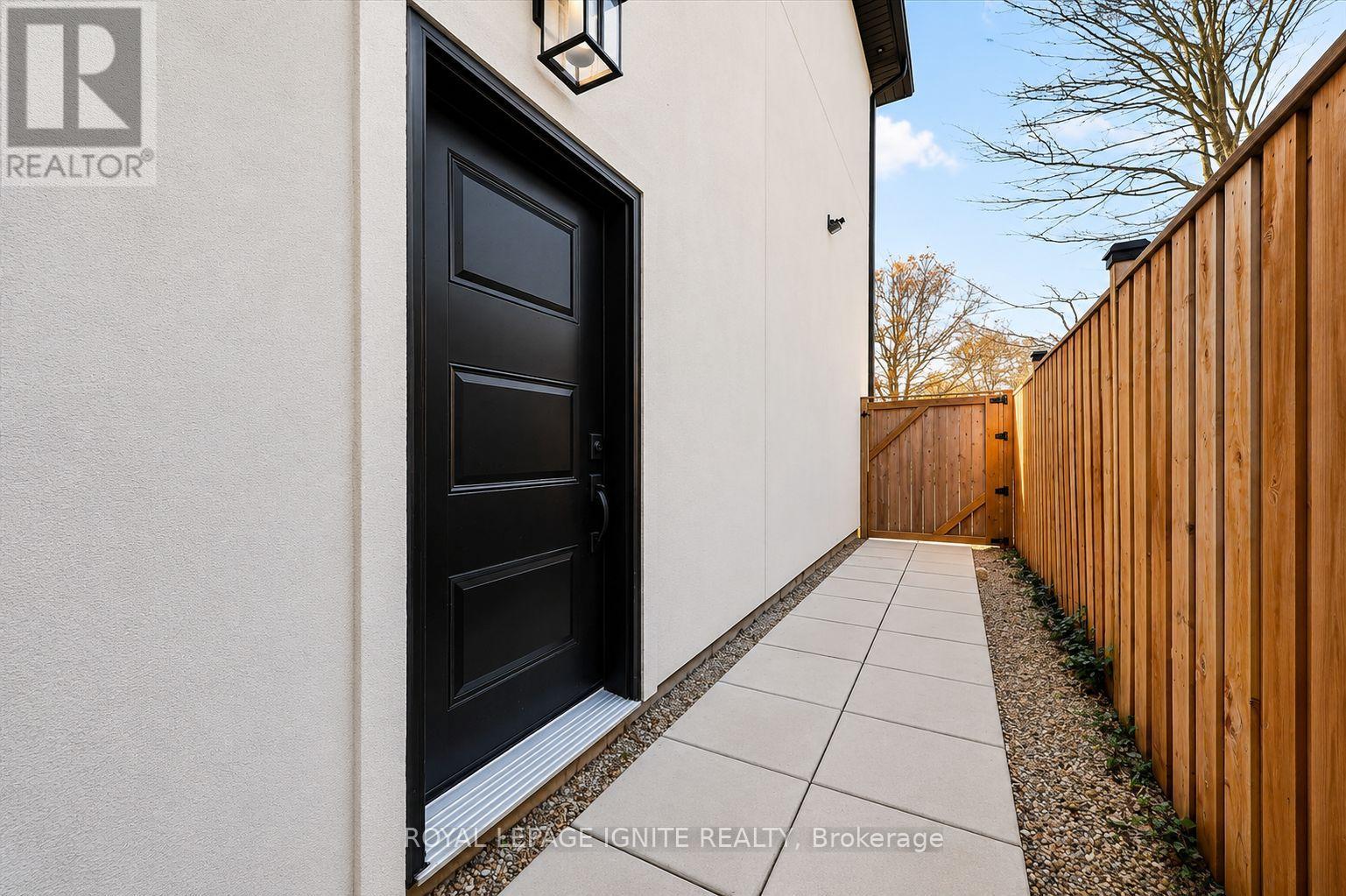 958 Mink Street, Pickering, Ontario  L1W 2G5 - Photo 45 - E13122486