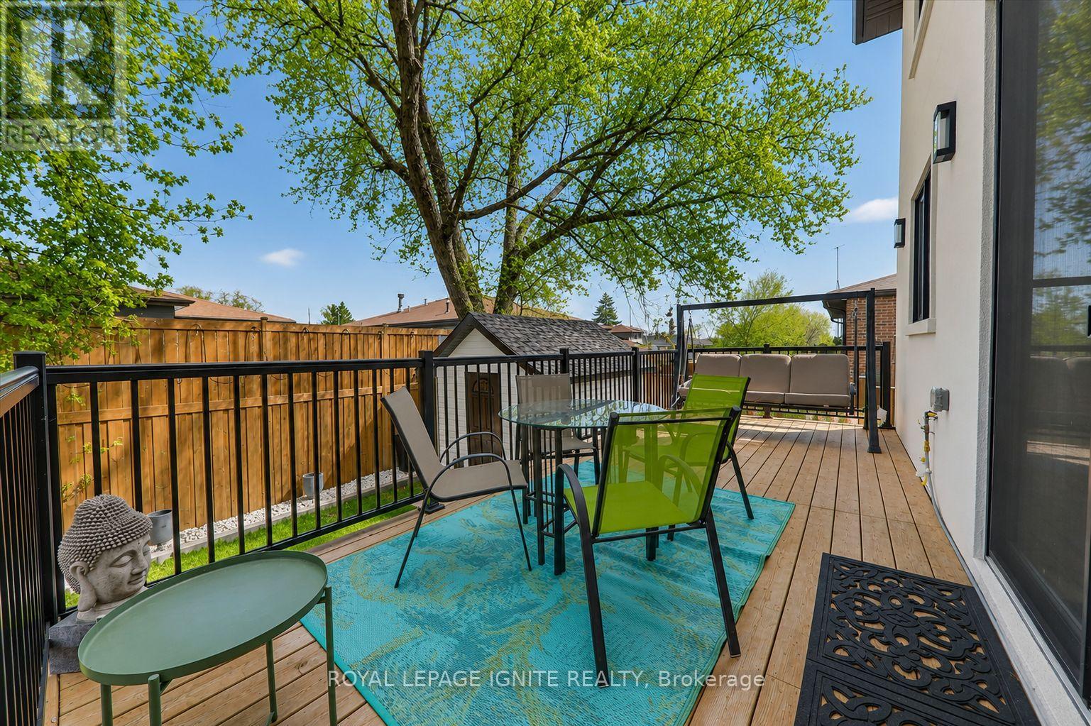 958 Mink Street, Pickering, Ontario  L1W 2G5 - Photo 43 - E13122486