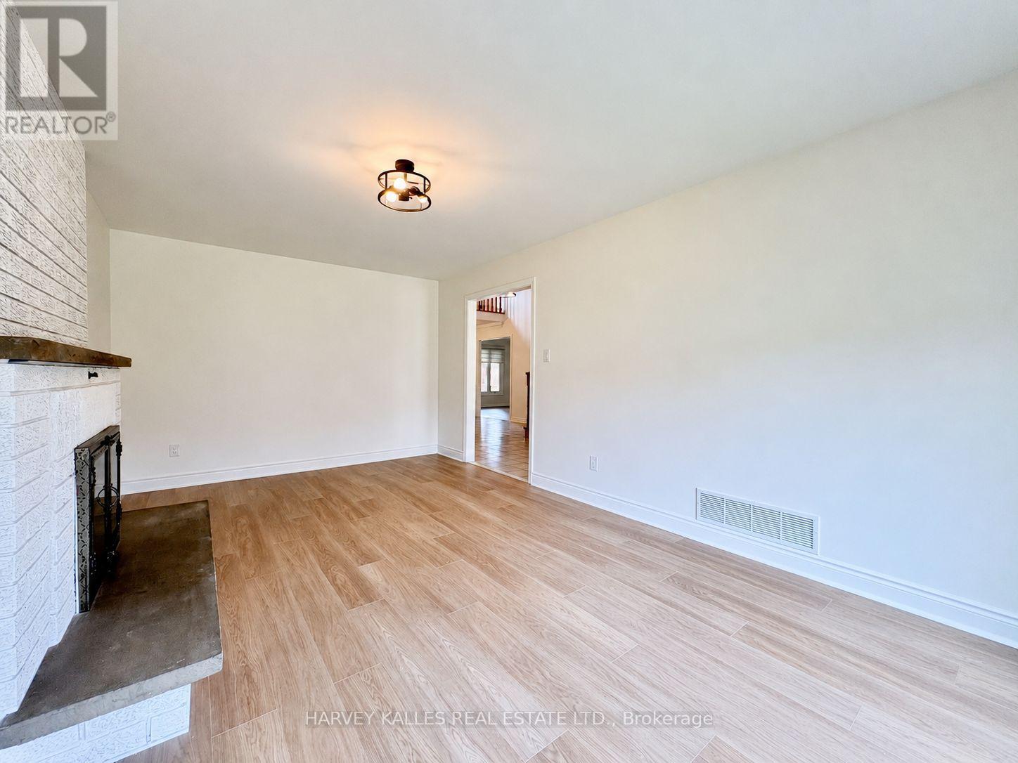 70 Amaretto Court, Vaughan, Ontario  L4L 6N1 - Photo 9 - N13128304