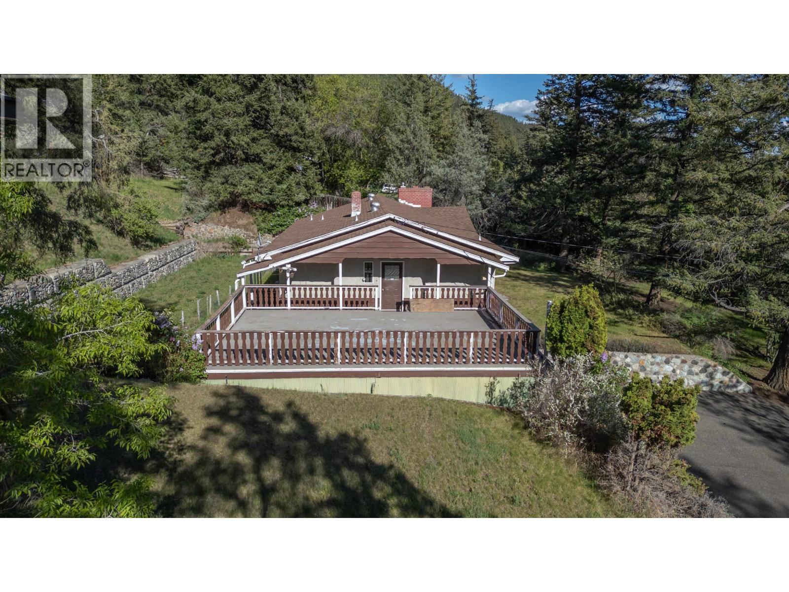 2038 White Road, Williams Lake, British Columbia  V2G 5G9 - Photo 3 - R3123729