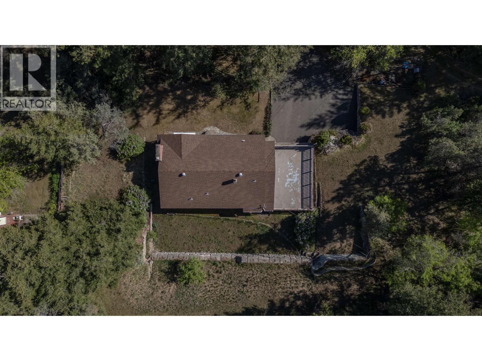2038 White Road, Williams Lake, British Columbia  V2G 5G9 - Photo 4 - R3123729
