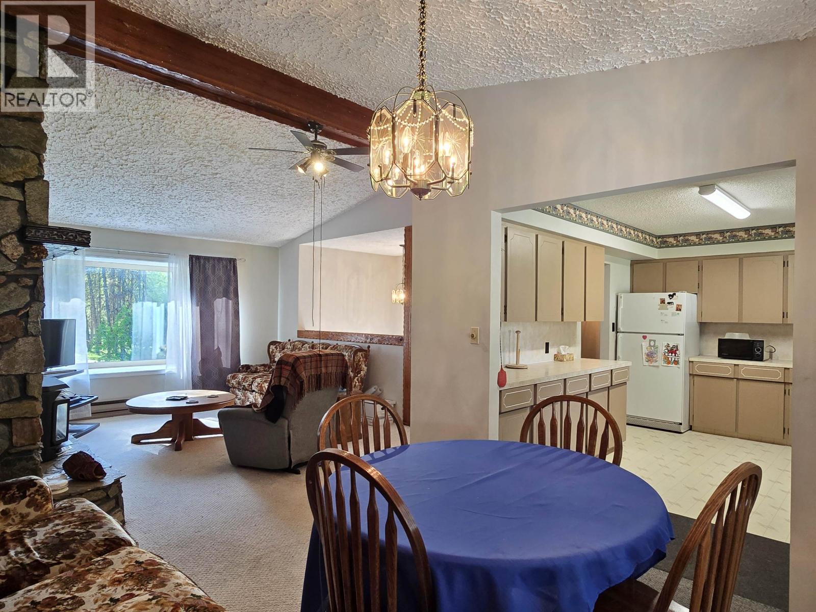 1405 Kallyn Road, Esler / Dog Creek, British Columbia  V2G 4Y1 - Photo 20 - R3123737