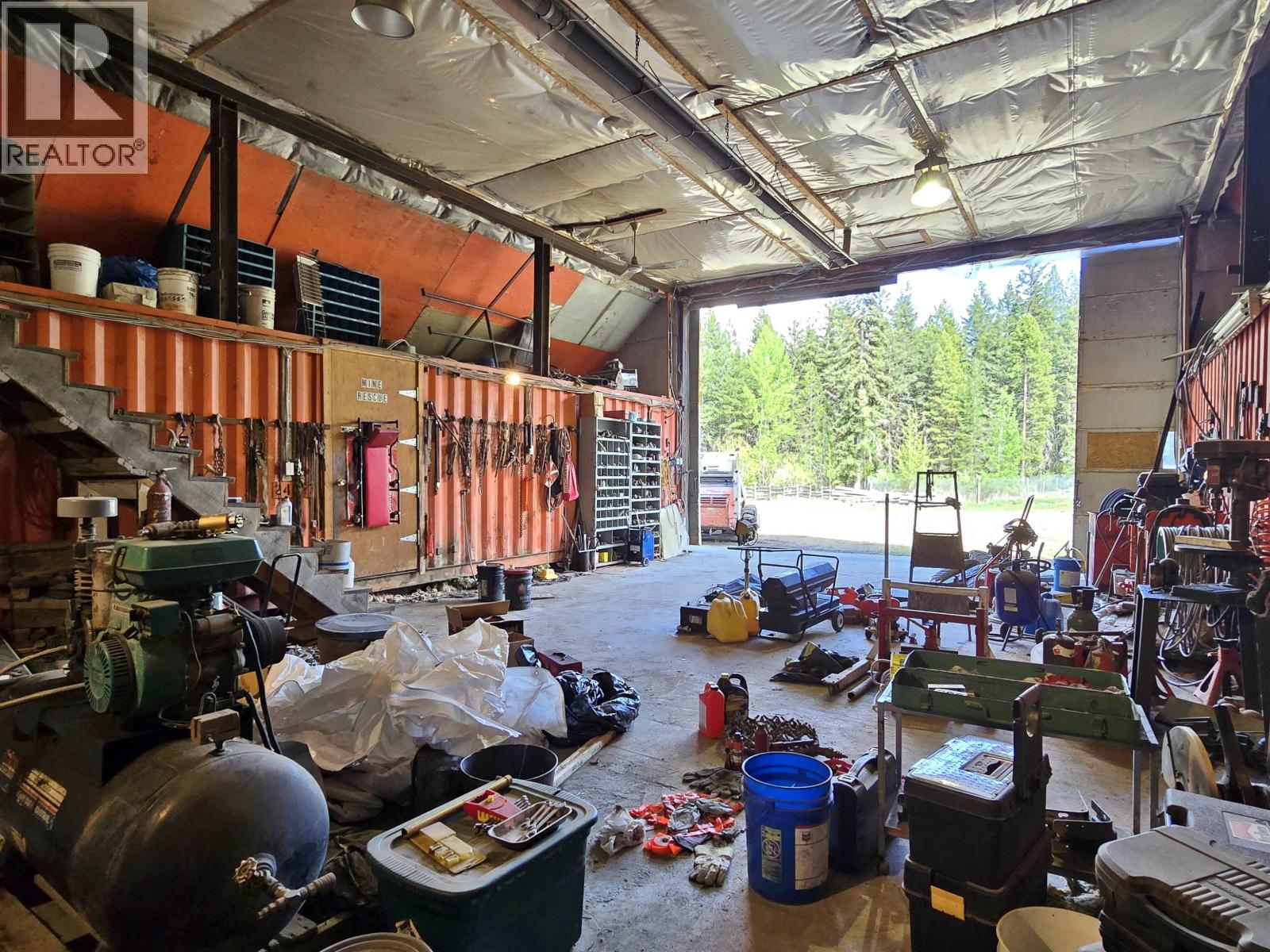 1405 Kallyn Road, Esler / Dog Creek, British Columbia  V2G 4Y1 - Photo 32 - R3123737