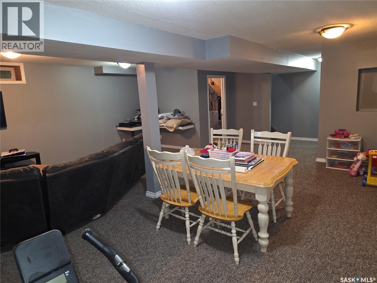 213 9th Street E, Wynyard, Saskatchewan  S0A 4T0 - Photo 30 - SK036020
