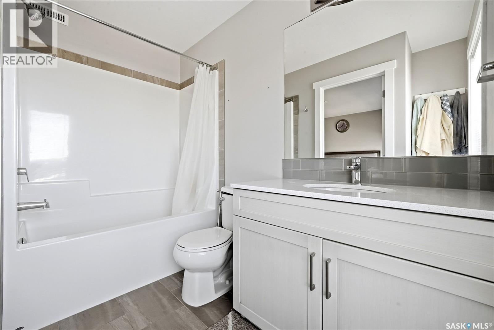 4217 E Keller Avenue, Regina, Saskatchewan  S4V 3P8 - Photo 20 - SK036010