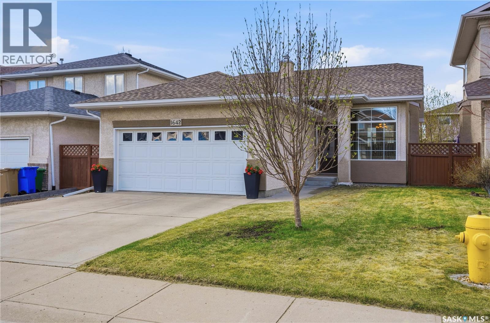 1642 Wingert Drive, Regina, Saskatchewan  S4X 4P9 - Photo 1 - SK035991