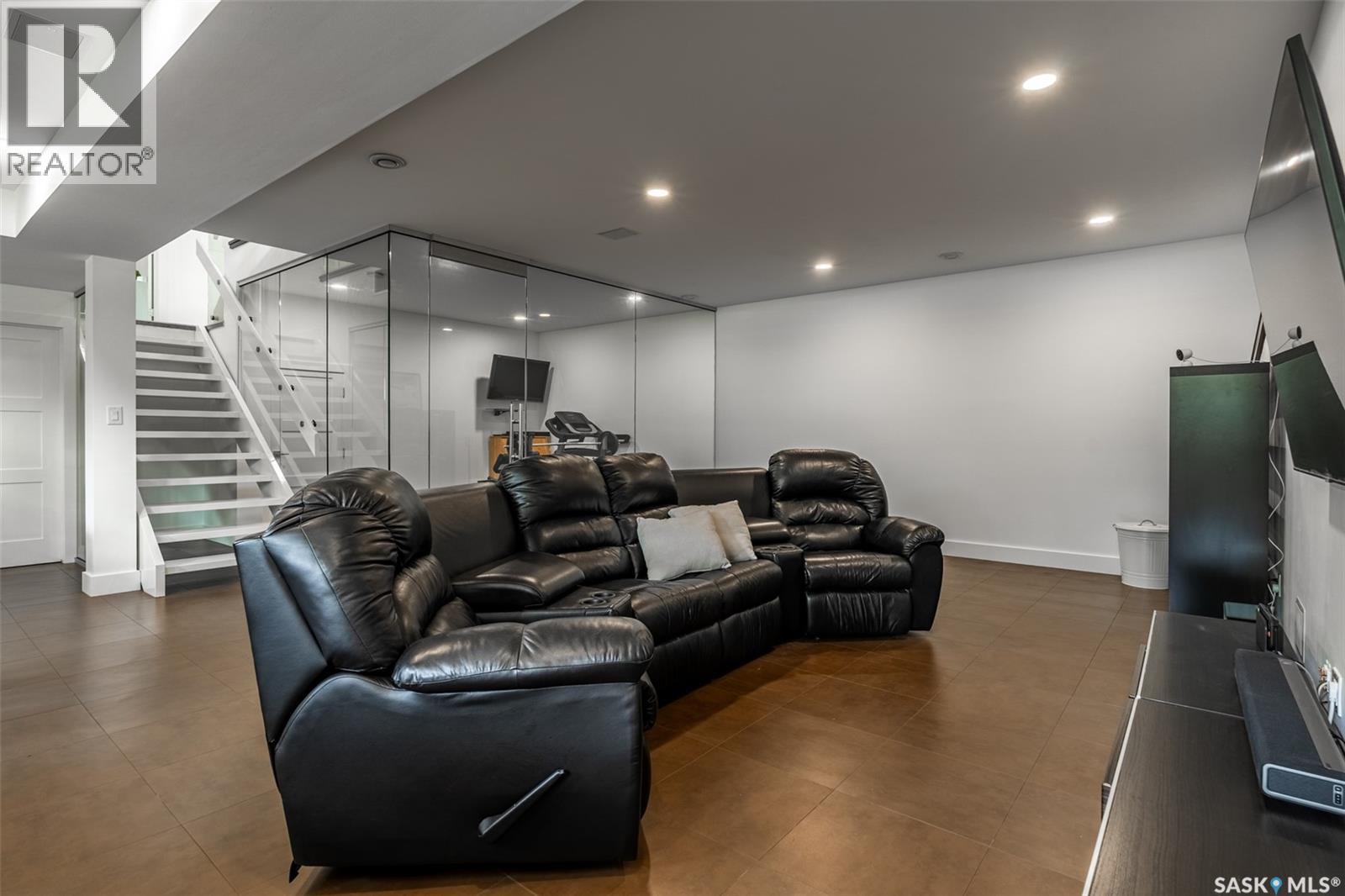 1150 Spadina Crescent E, Saskatoon, Saskatchewan  S7K 3H8 - Photo 39 - SK035983