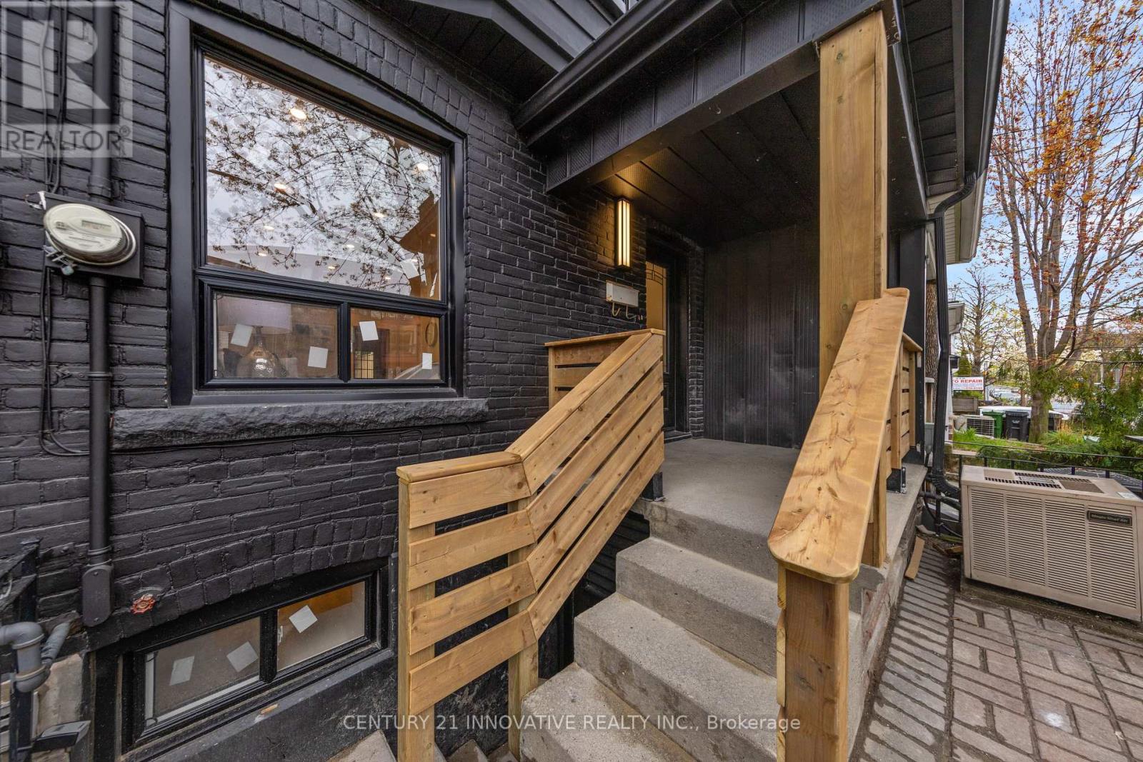 280 Brock Avenue, Toronto, Ontario  M6K 2M4 - Photo 3 - C13113548