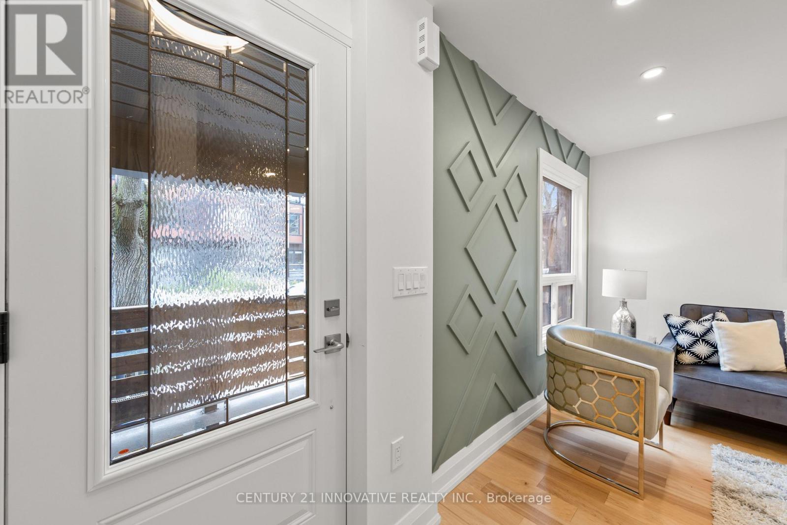 280 Brock Avenue, Toronto, Ontario  M6K 2M4 - Photo 6 - C13113548