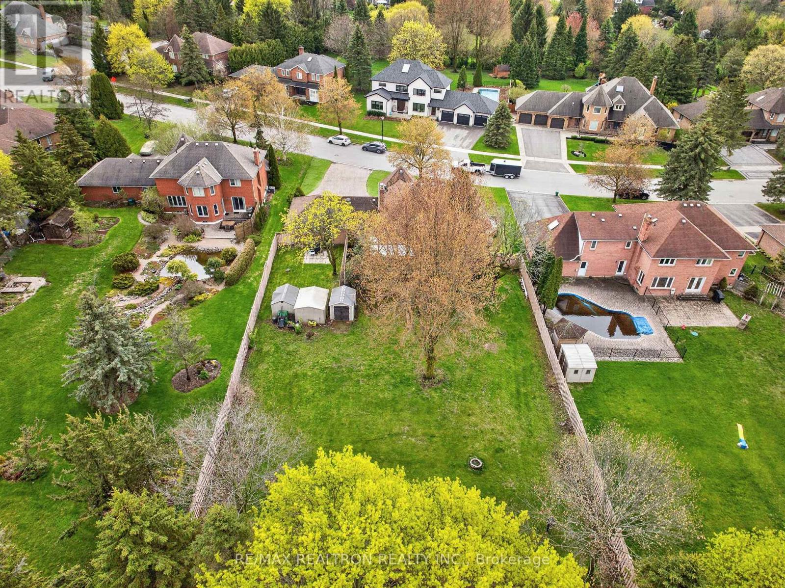 60 Arthur Hall Drive, East Gwillimbury, Ontario  L0G 1V0 - Photo 45 - N12827396