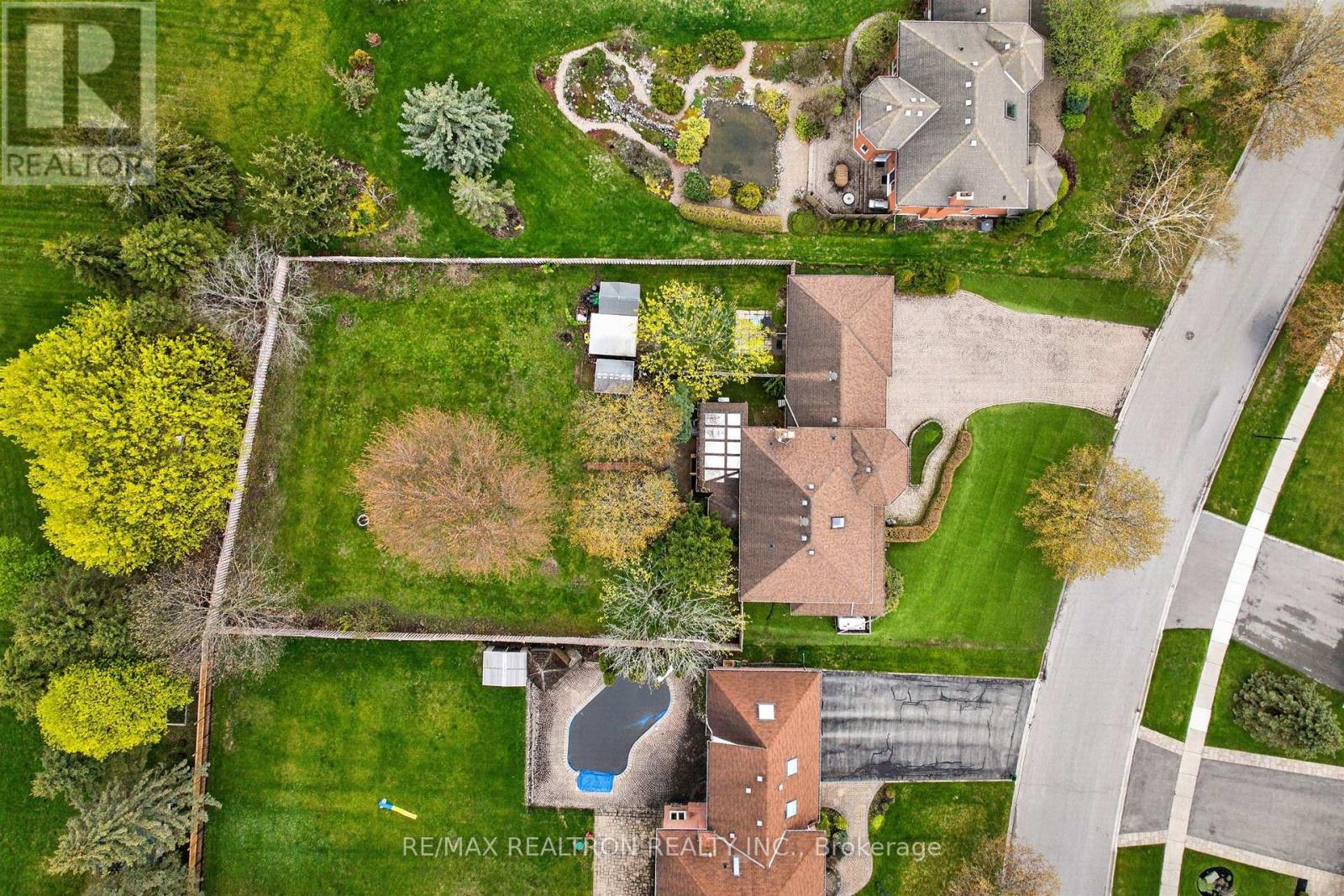 60 Arthur Hall Drive, East Gwillimbury, Ontario  L0G 1V0 - Photo 42 - N12827396