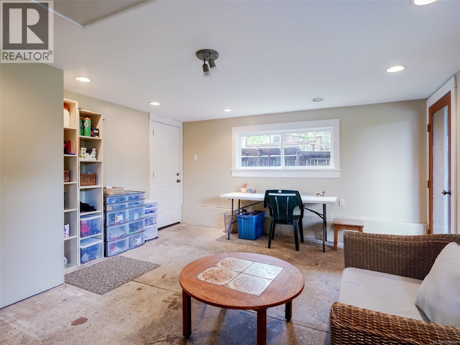 5148 Santa Clara Ave, Saanich, British Columbia  V8Y 1W4 - Photo 23 - 1036198