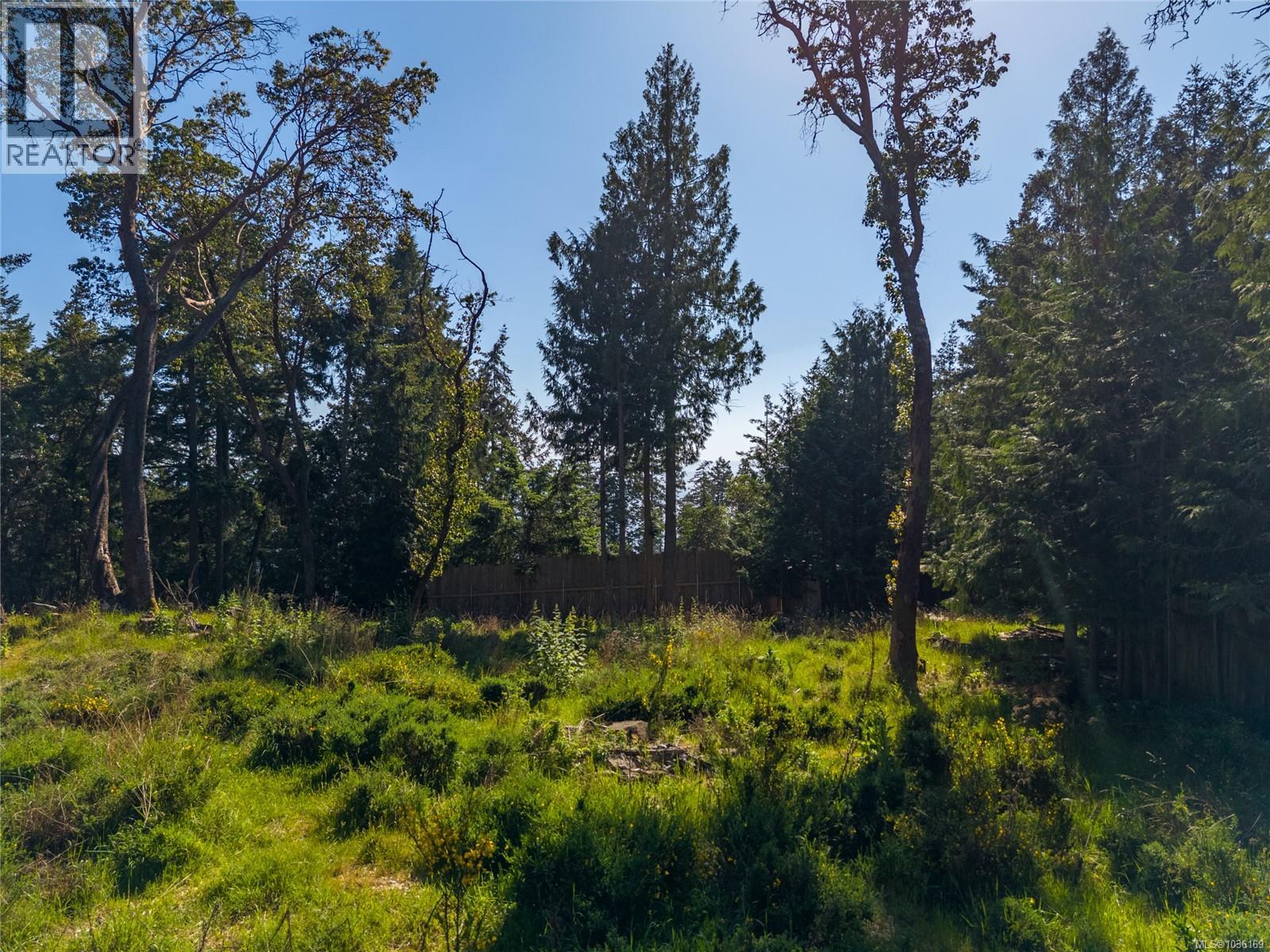 2613 Shoal Rd, Pender Island, British Columbia V0N 2M2 - Photo 13 - 1036169