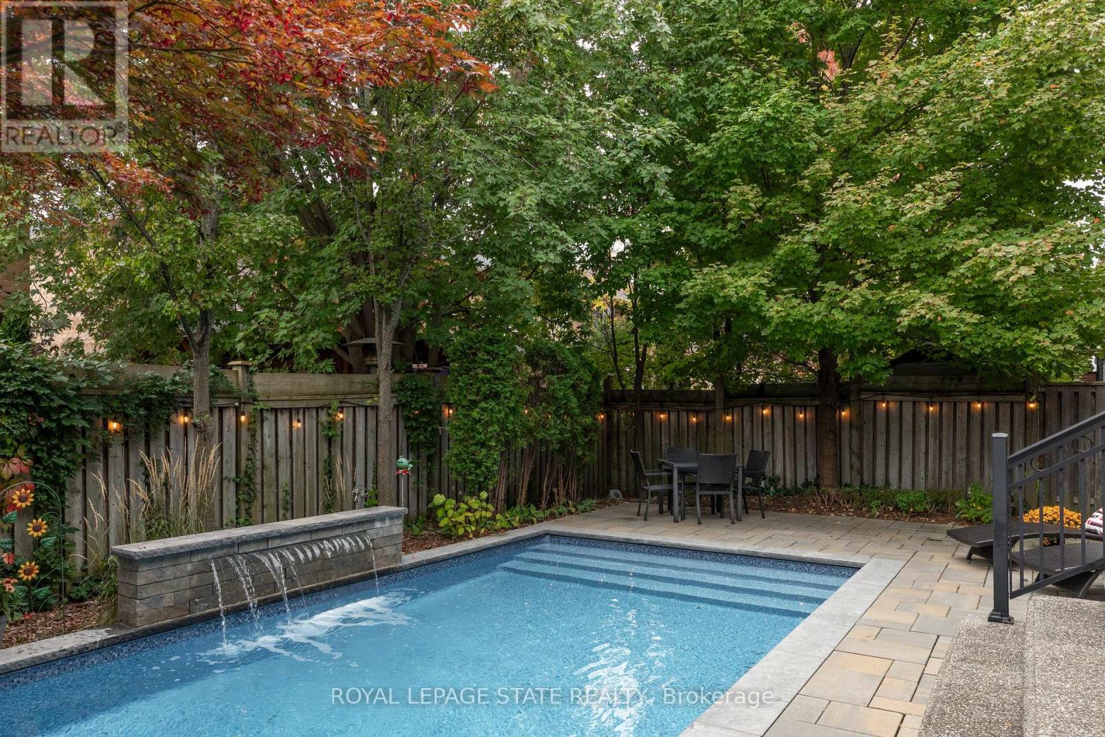 1326 Pepperbush Place, Oakville, Ontario  L6M 4B7 - Photo 42 - W12868126