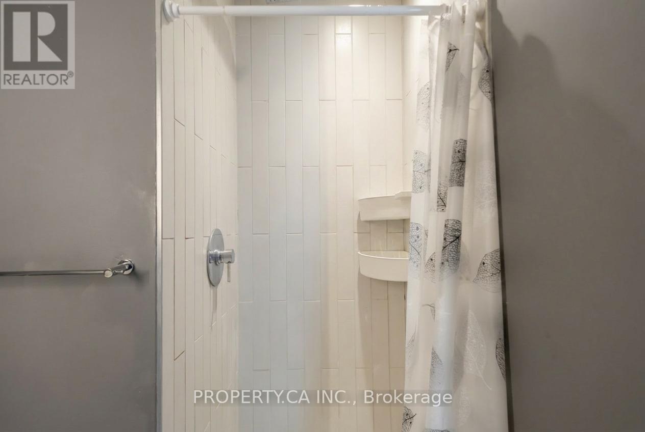 403 - 25 Oxley Street, Toronto, Ontario  M5V 2K2 - Photo 12 - C13128600