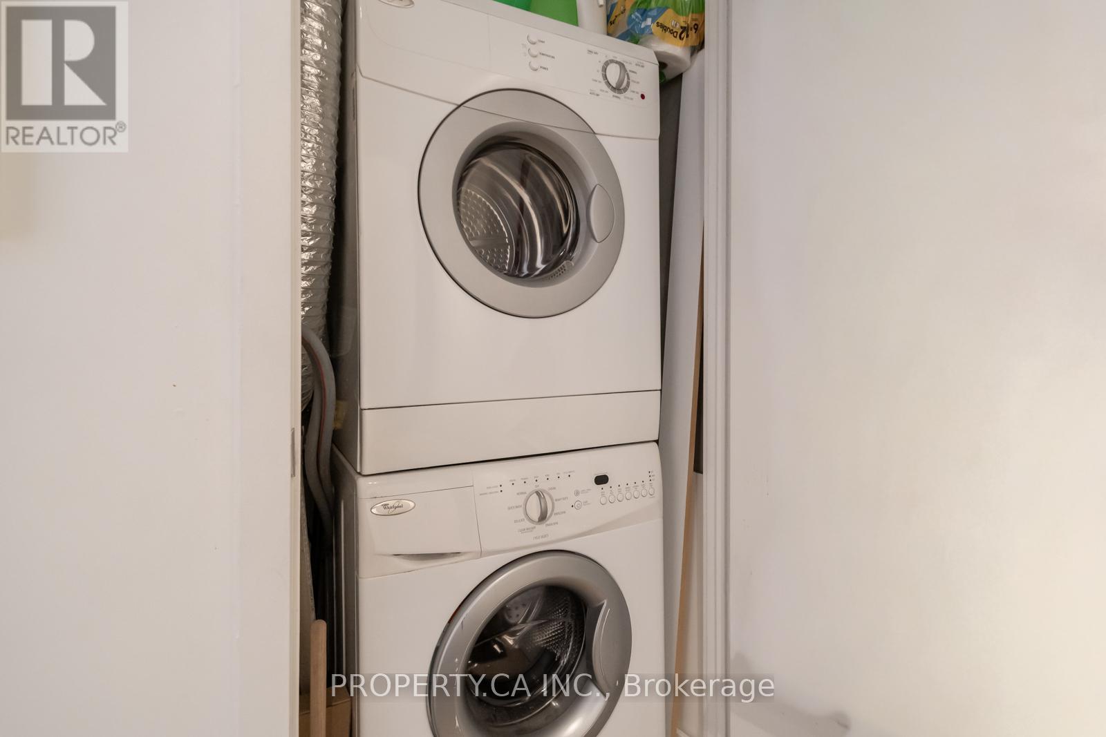 403 - 25 Oxley Street, Toronto, Ontario  M5V 2K2 - Photo 14 - C13128600