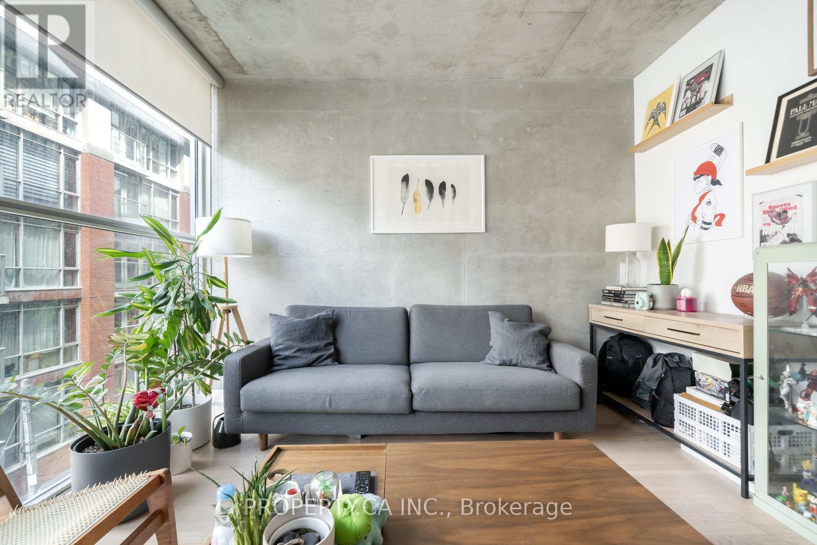 403 - 25 Oxley Street, Toronto, Ontario  M5V 2K2 - Photo 2 - C13128600