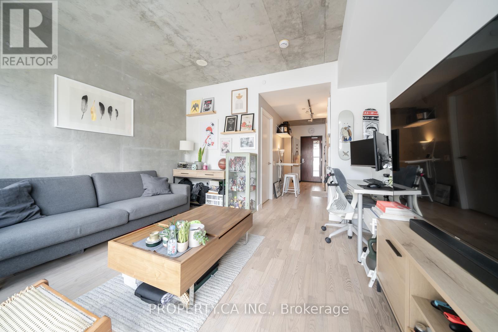 403 - 25 Oxley Street, Toronto, Ontario  M5V 2K2 - Photo 3 - C13128600