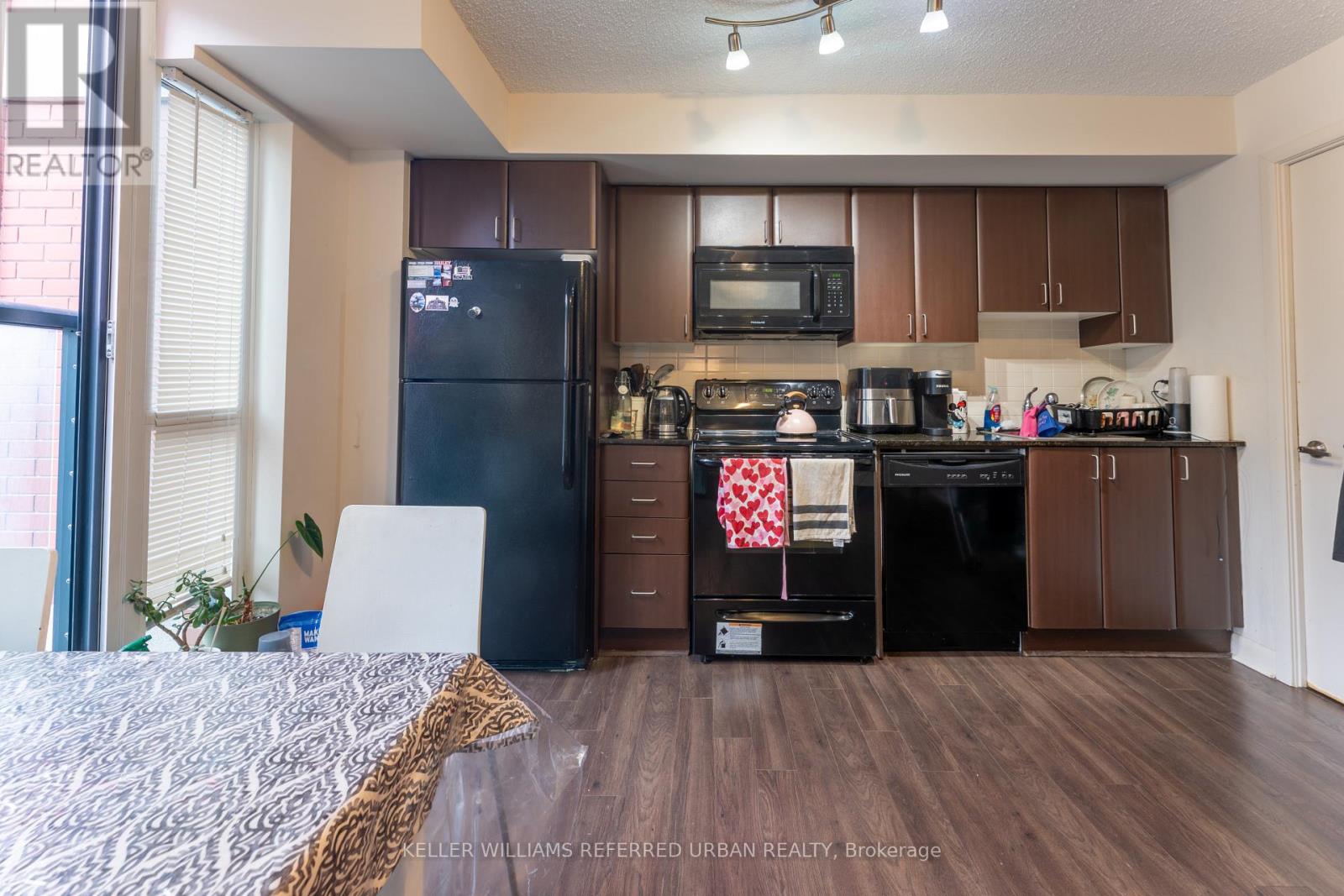 818 - 525 Wilson Avenue, Toronto, Ontario  M3H 0A7 - Photo 2 - C13128602