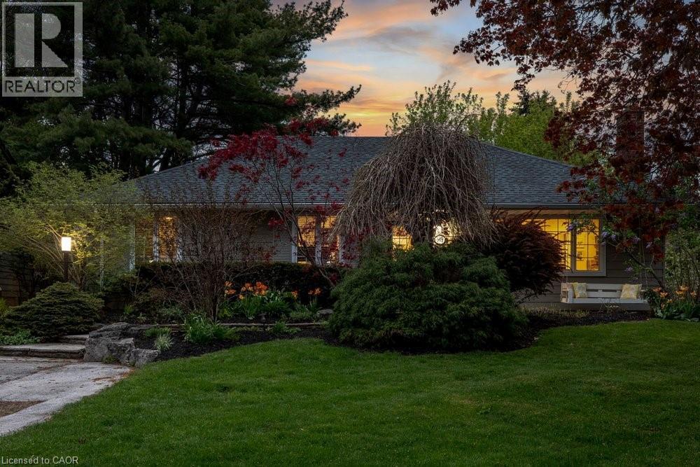 969 SANFORD Drive, Burlington, Ontario