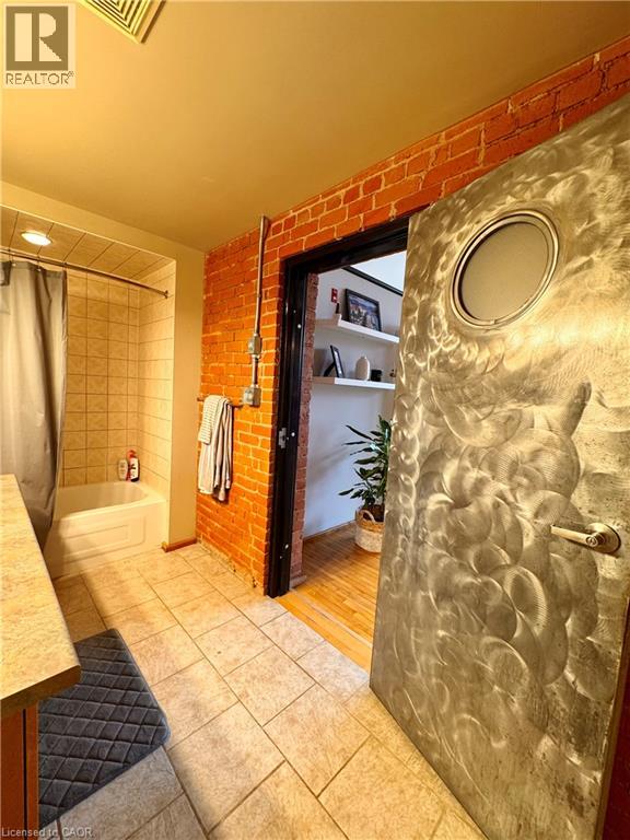 357 Hunter Street W Unit# 32, Hamilton, Ontario  L8P 1S6 - Photo 19 - 40830347