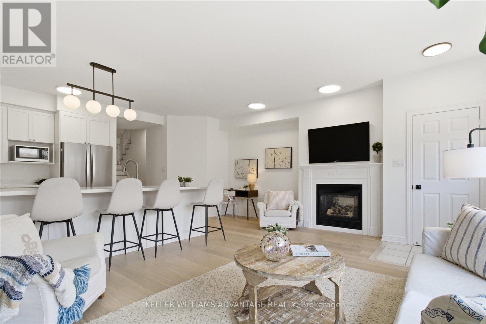 95 Sarah Ashbridge Avenue, Toronto, Ontario  M4L 3Y1 - Photo 16 - E13128732