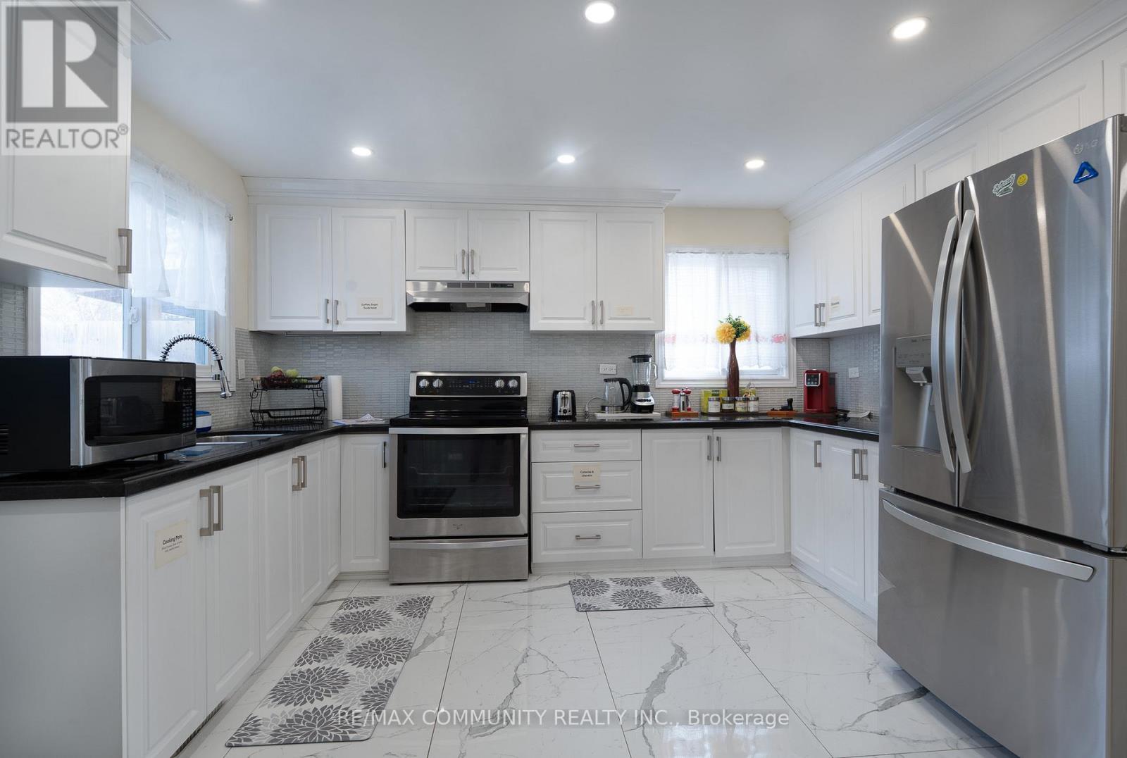 33 Windsor Avenue, Ajax, Ontario  L1S 2B1 - Photo 30 - E13128832