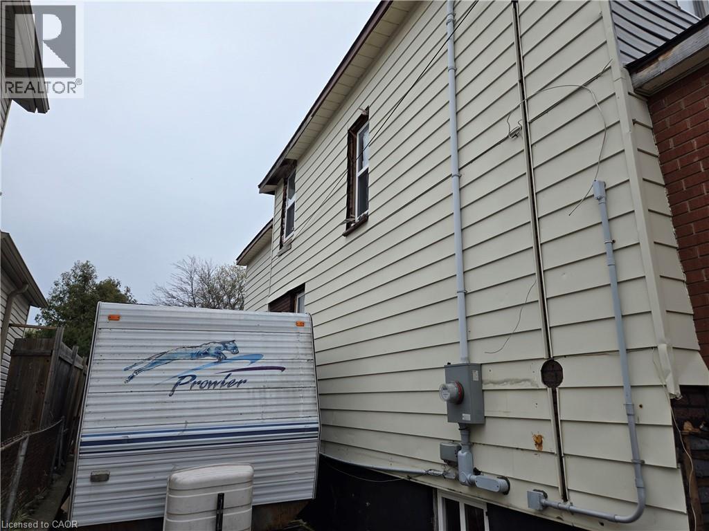 4550 Crysler Avenue, Niagara Falls, Ontario  L2E 3V4 - Photo 11 - 40830399