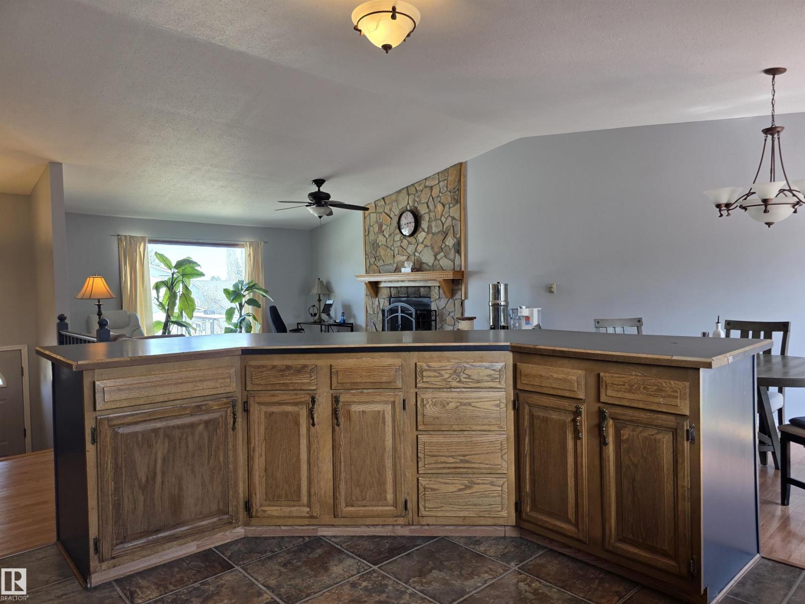 4029 55 Av, Drayton Valley, Alberta  T7A 1B2 - Photo 8 - E4487682