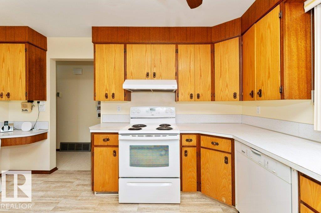 6719 31a Av Nw, Edmonton, Alberta  T6K 1M4 - Photo 17 - E4487687